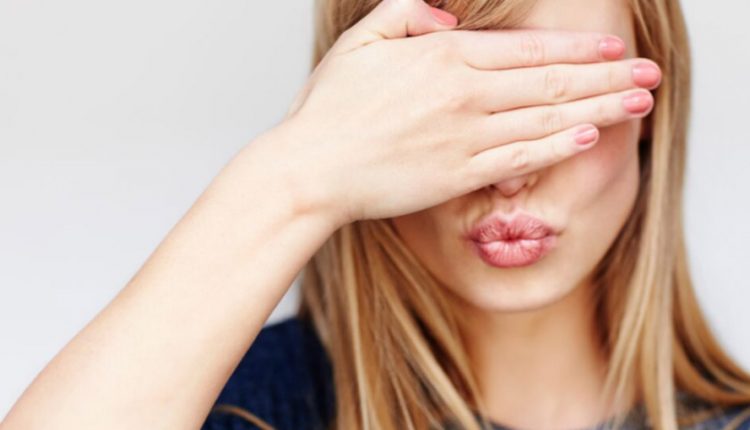 اشتباهات آرایشی چشم