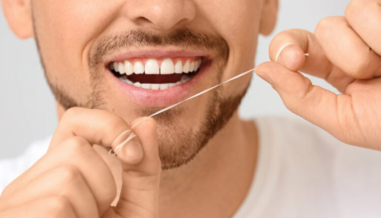 مزایای استفاده از نخ دندان