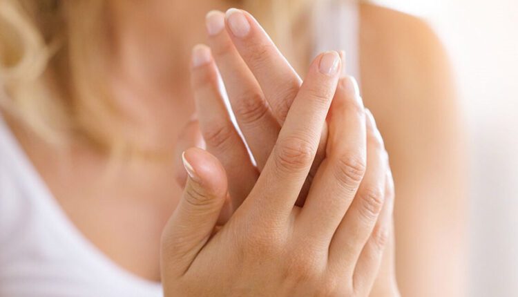 علت خشکی پوست