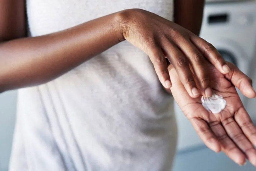 طرز استفاده از لوسیون بدن