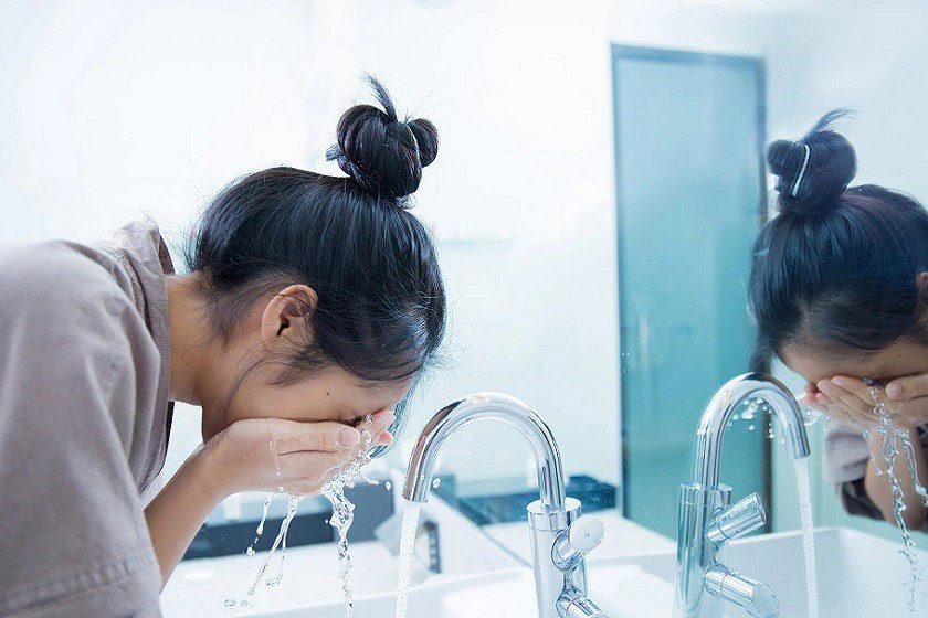 شستشوی مرتب صورت