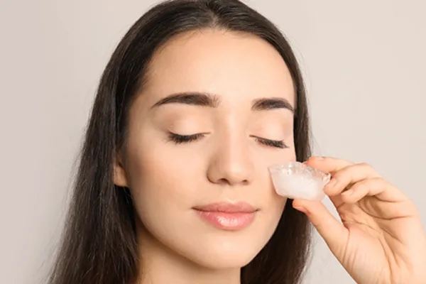 یخ چه فوایدی برای صورت دارد؟