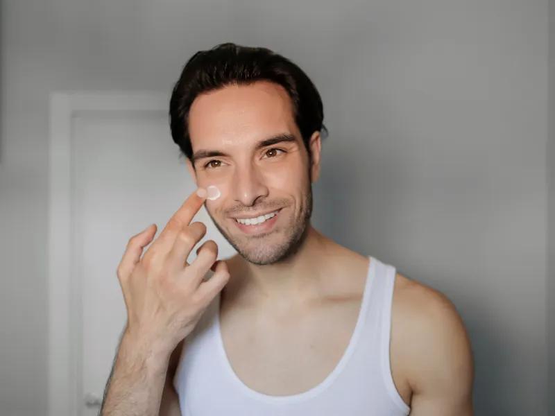 روتین پوستی ساده برای آقایان