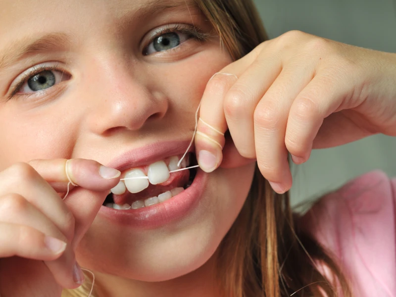 نخ دندان برای کودکان و بیماران ارتودنسی